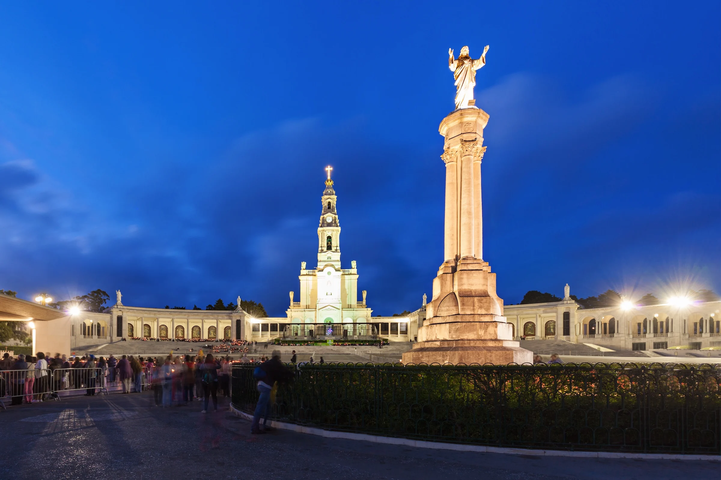 magik-tours-portugal_fatima_479632033